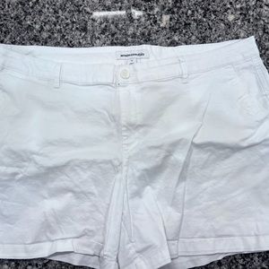 Size 20 Amazon Essential White Shorts